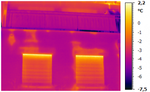 Thermografie an Gebäudehülle zum Aufspüren von Wärmebrücken und Undichtigkeiten